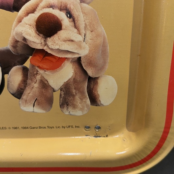 Vintage Gantz Bros. Wrinkles TV Tray 1984 Plush Toys Graphics Tin With Legs - Picture 4 of 7
